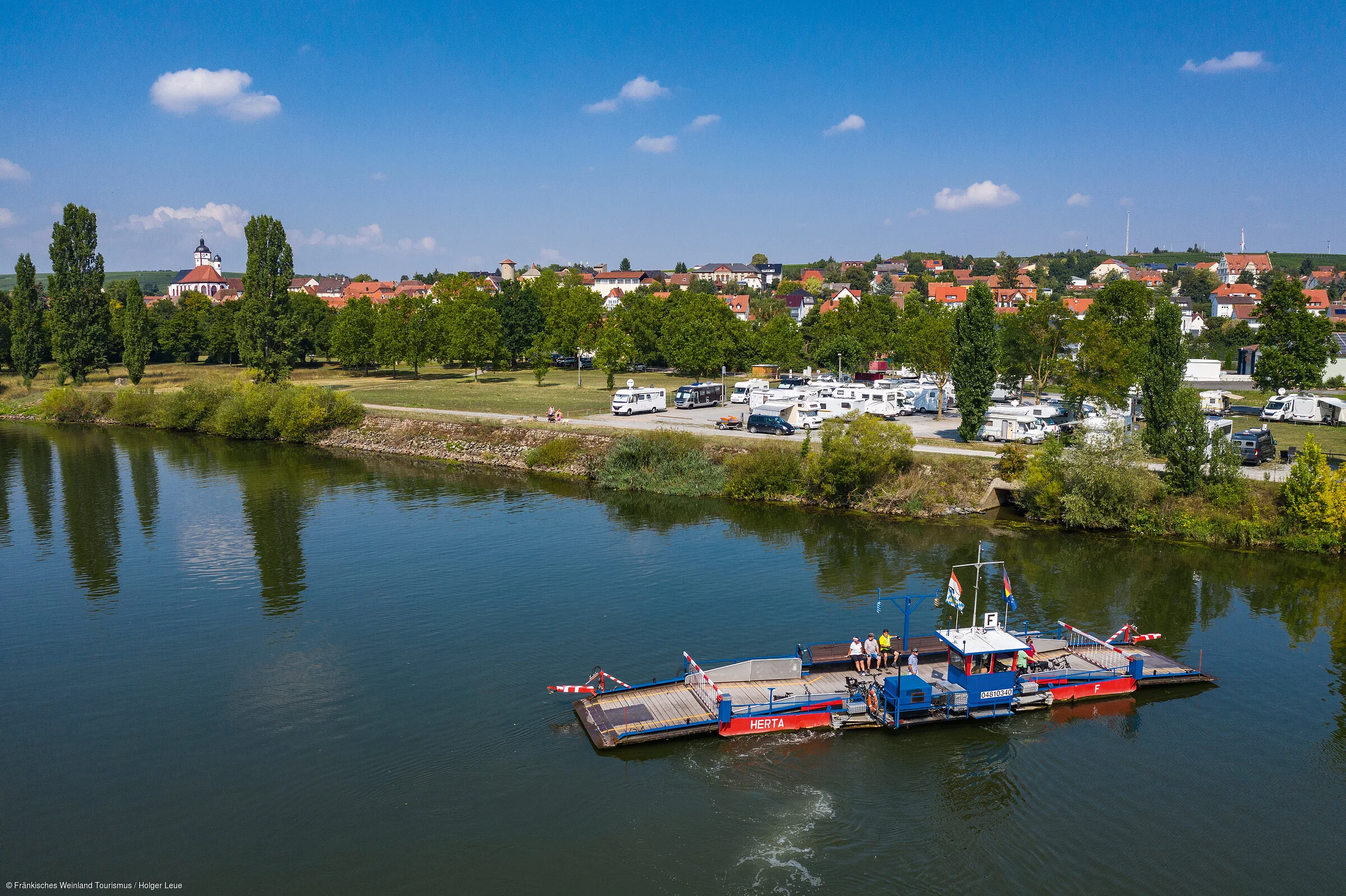 Die Mainfähre bei Dettelbach (Dettelbach/Fränkisches Weinland)