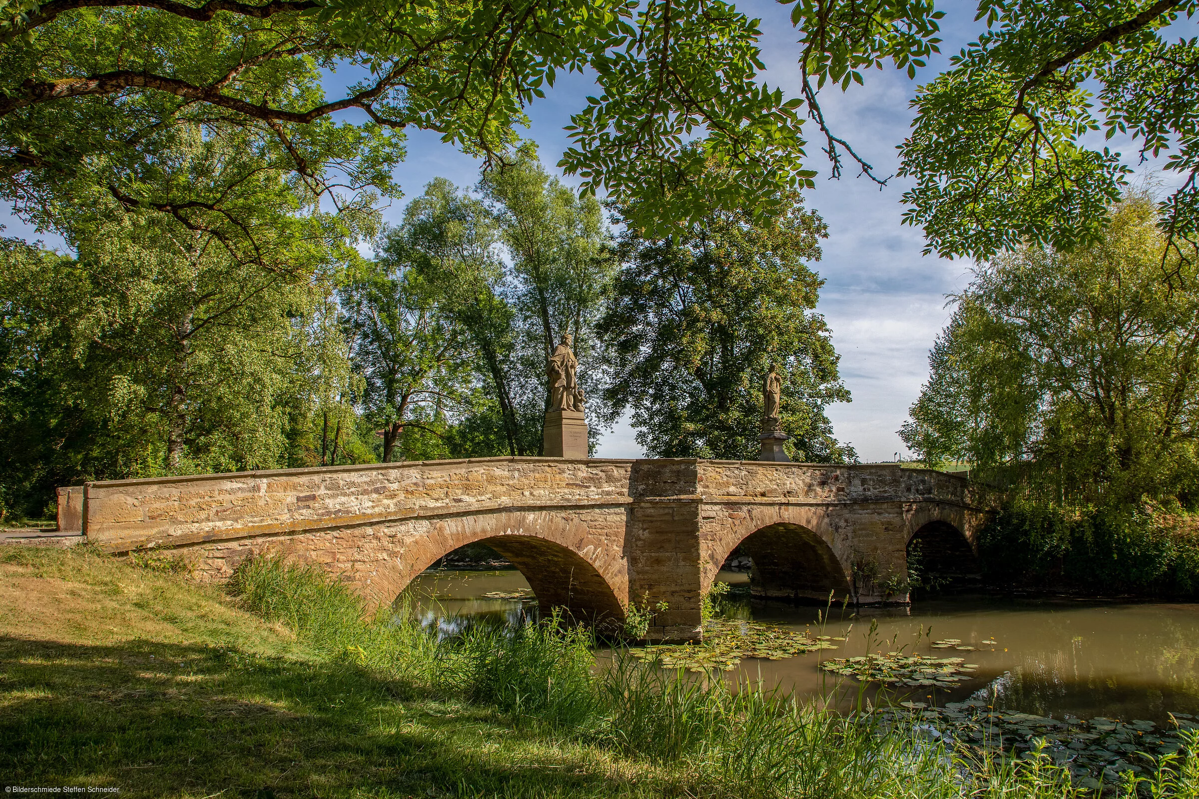 Dreibogige Sandsteinbrücke zum Findelberg (Saal a.d.Saale, Haßberge)